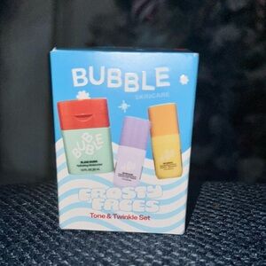 Bubble Skincare Frosty Faces Tone & Twinkle Set